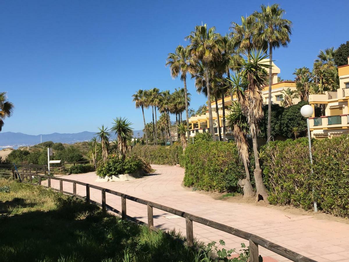Estudio Con Insuperables Vistas Al Mar: Aparcamiento Marbella Eksteriør billede