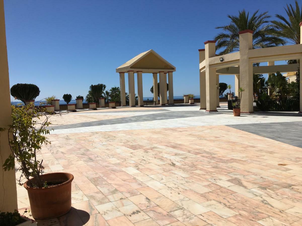 Estudio Con Insuperables Vistas Al Mar: Aparcamiento Marbella Eksteriør billede