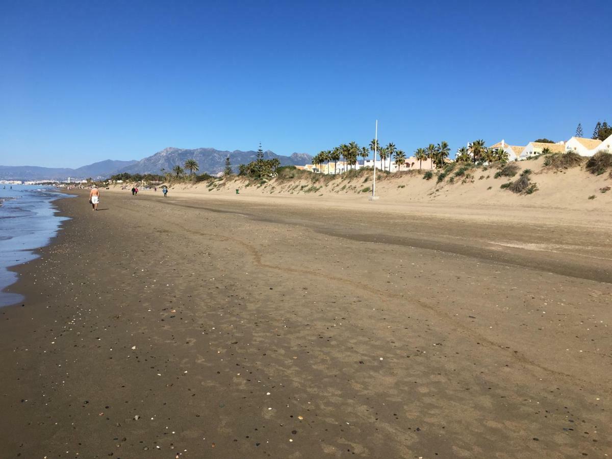 Estudio Con Insuperables Vistas Al Mar: Aparcamiento Marbella Eksteriør billede