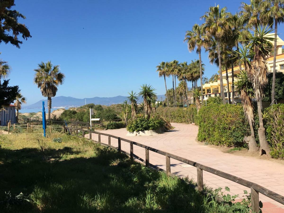 Estudio Con Insuperables Vistas Al Mar: Aparcamiento Marbella Eksteriør billede